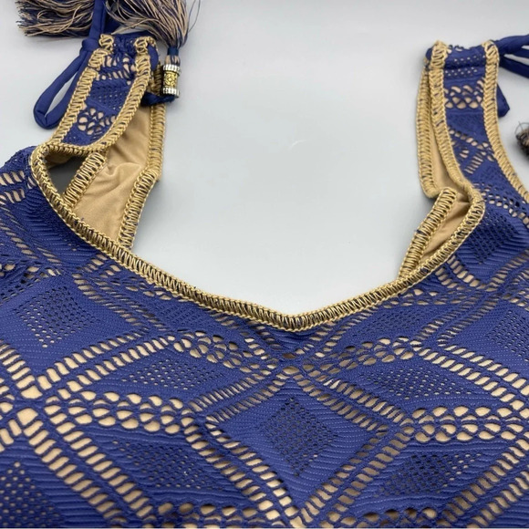BECCA Wanderlust Crochet Tassel Bikini Top, NAVY, Size Medium, NWT​ - Picture 5 of 10